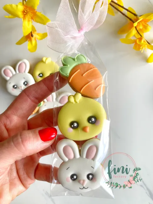 C7BF404B-7892-466B-9D1F-91B8F68216EE